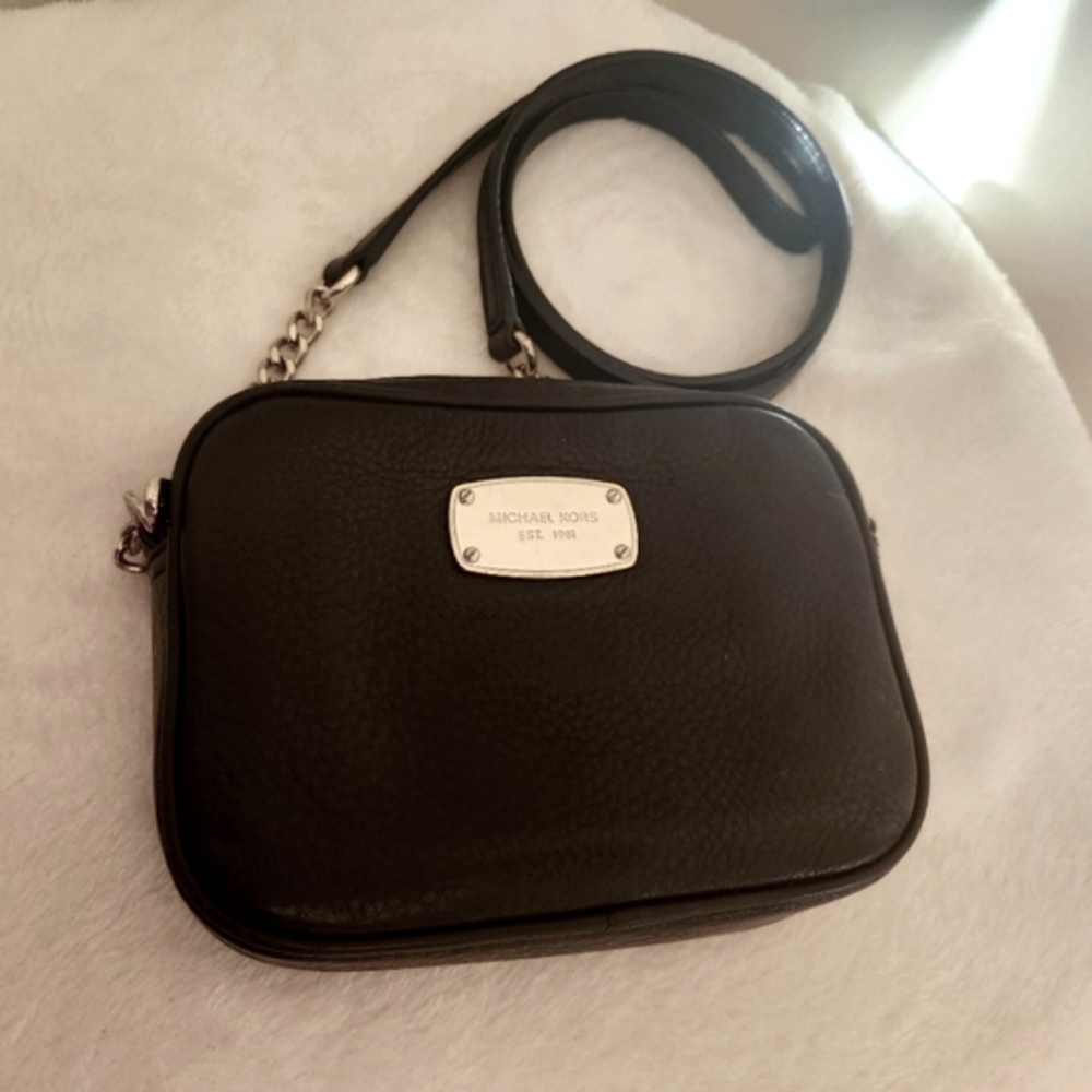MICHAEL KORS Genuine Leather Crossbody Bag Black Gold VGUC